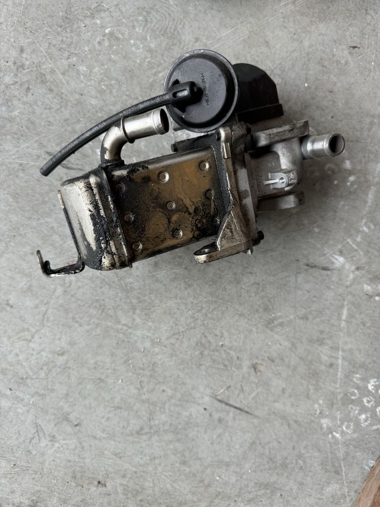 Motor Volvo XC90 peças D4204T14