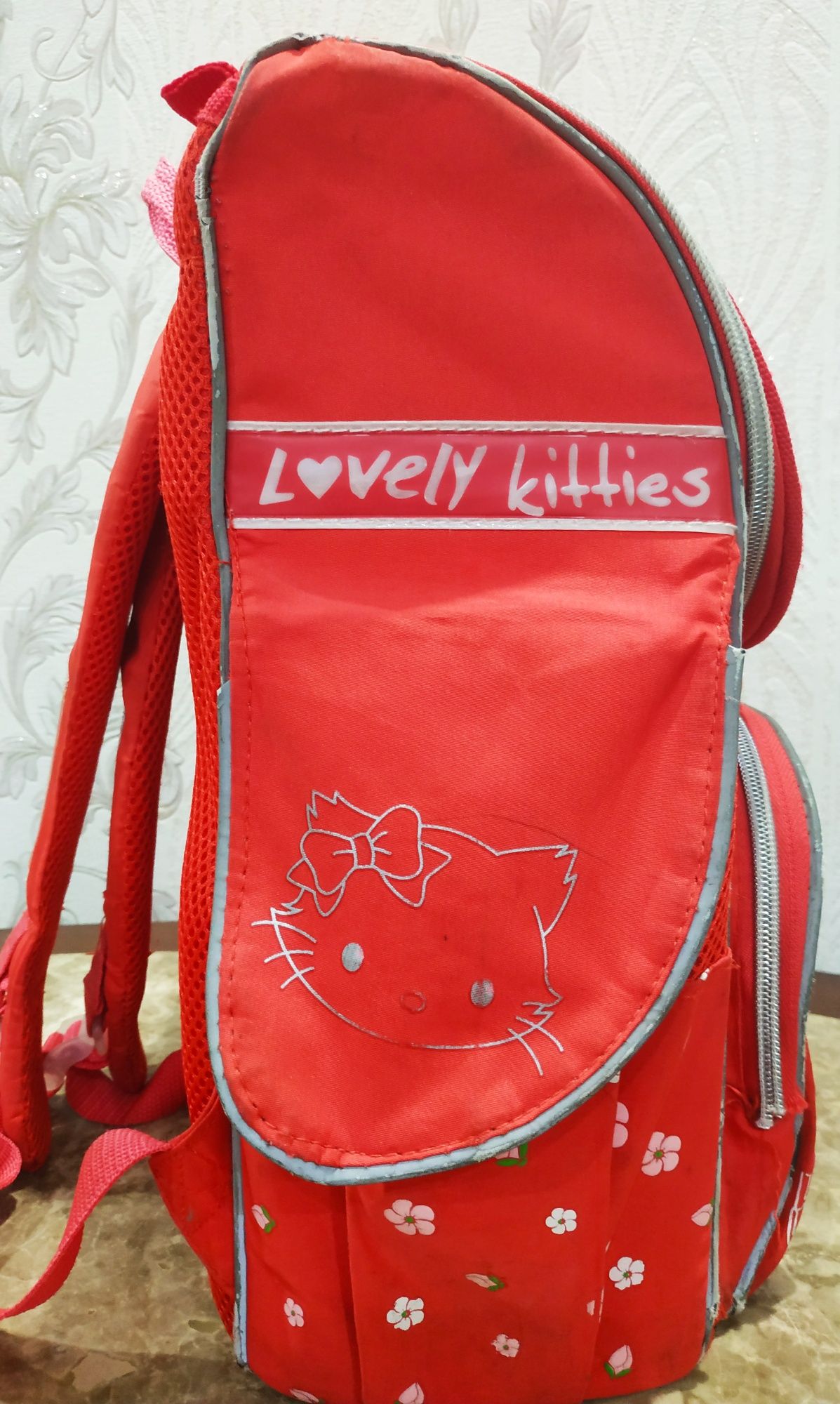 Шкільний рюкзак Lovely Kitties 1-4клас.