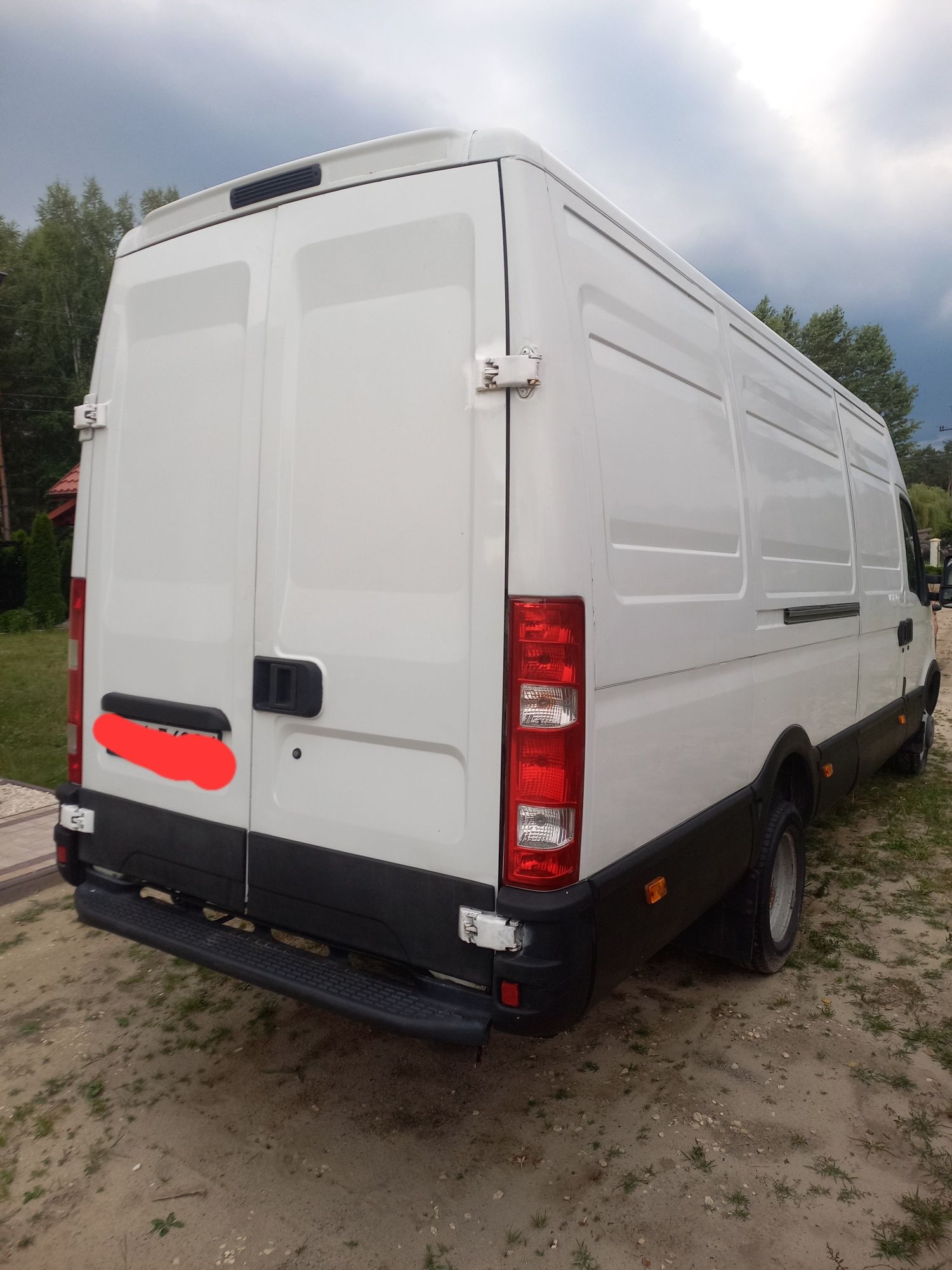 Iveco 50C15 3.0 180koni
