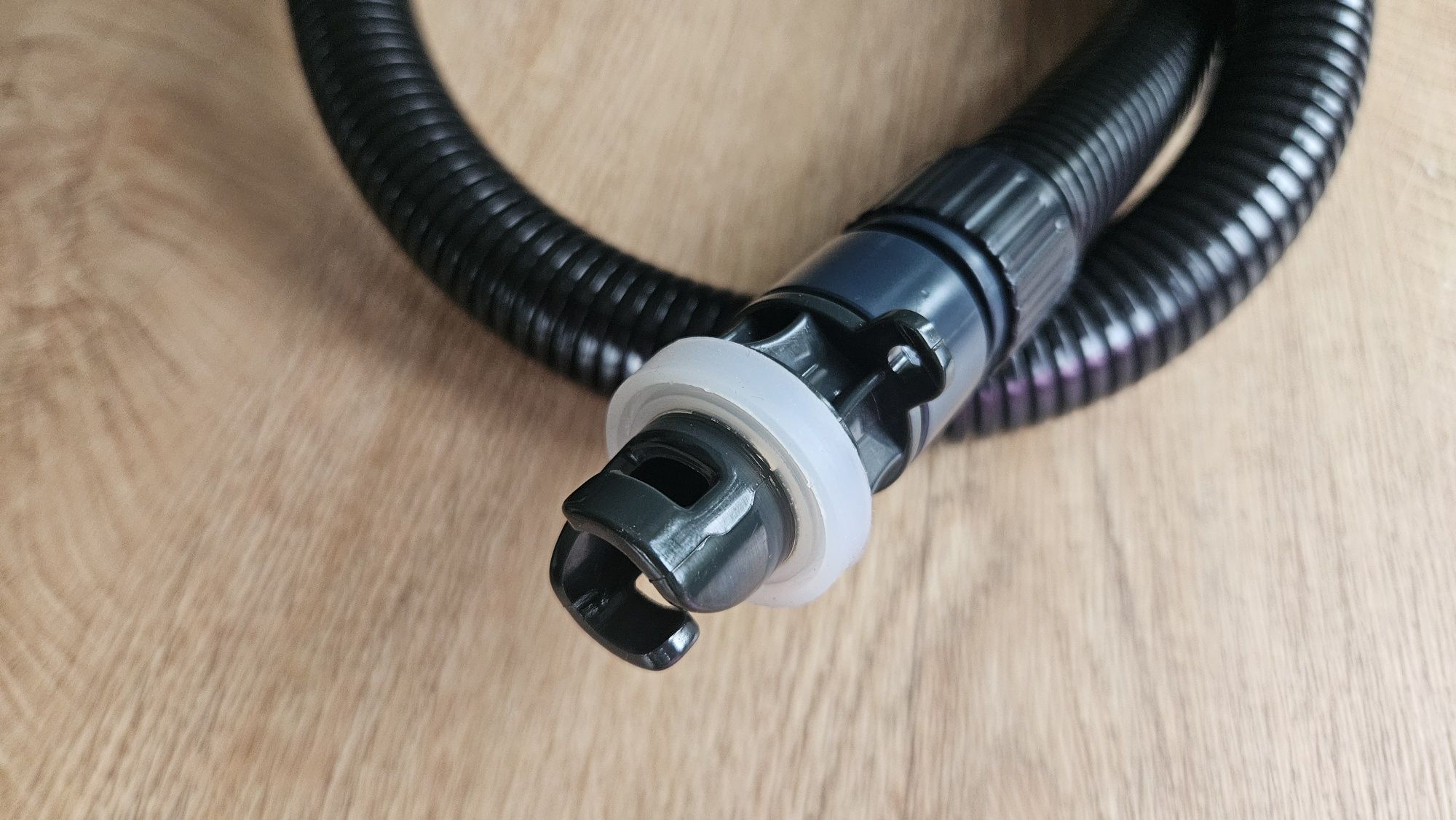Adapter zaworu pompki elektrycznej SUP. Końcówka do węża - ponton SUP