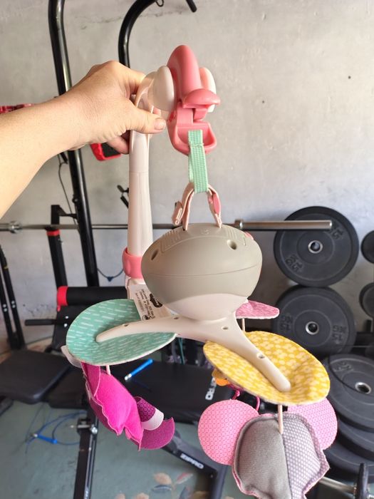 Sprzedam karuzelę do łóżeczka