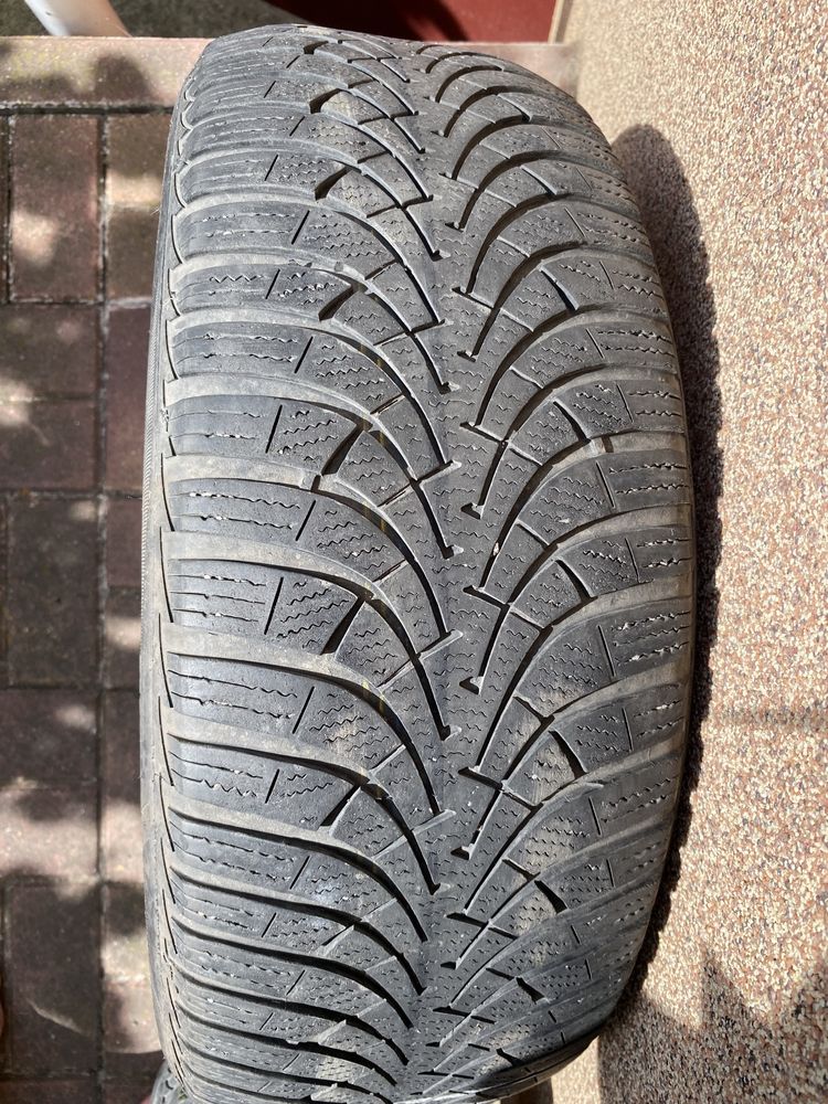 Зимові шини GoodYear 205*55 r16