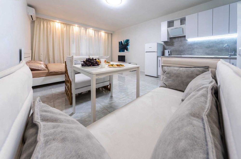 Студія ,,Французький квартал 2,, Предславинська 55 А, від власника.