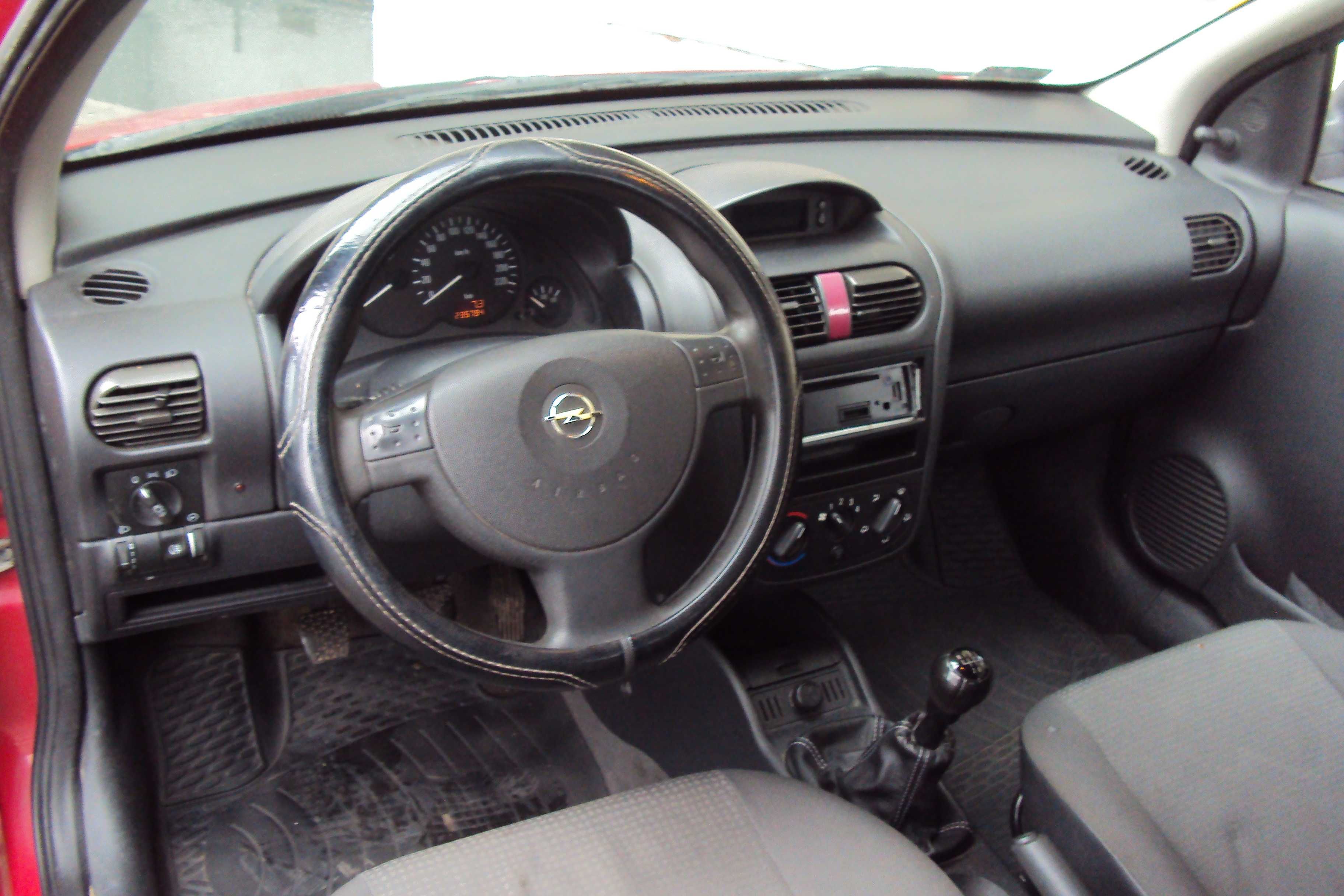 OKAZJA !! Opel Corsa C 2004r. 1.0 12V WSPOMAGANIE, ZDROWA, od Dziadka