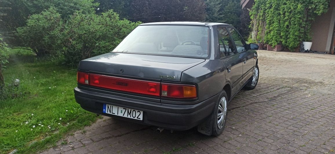 Mazda 323 rocznik 1994r.