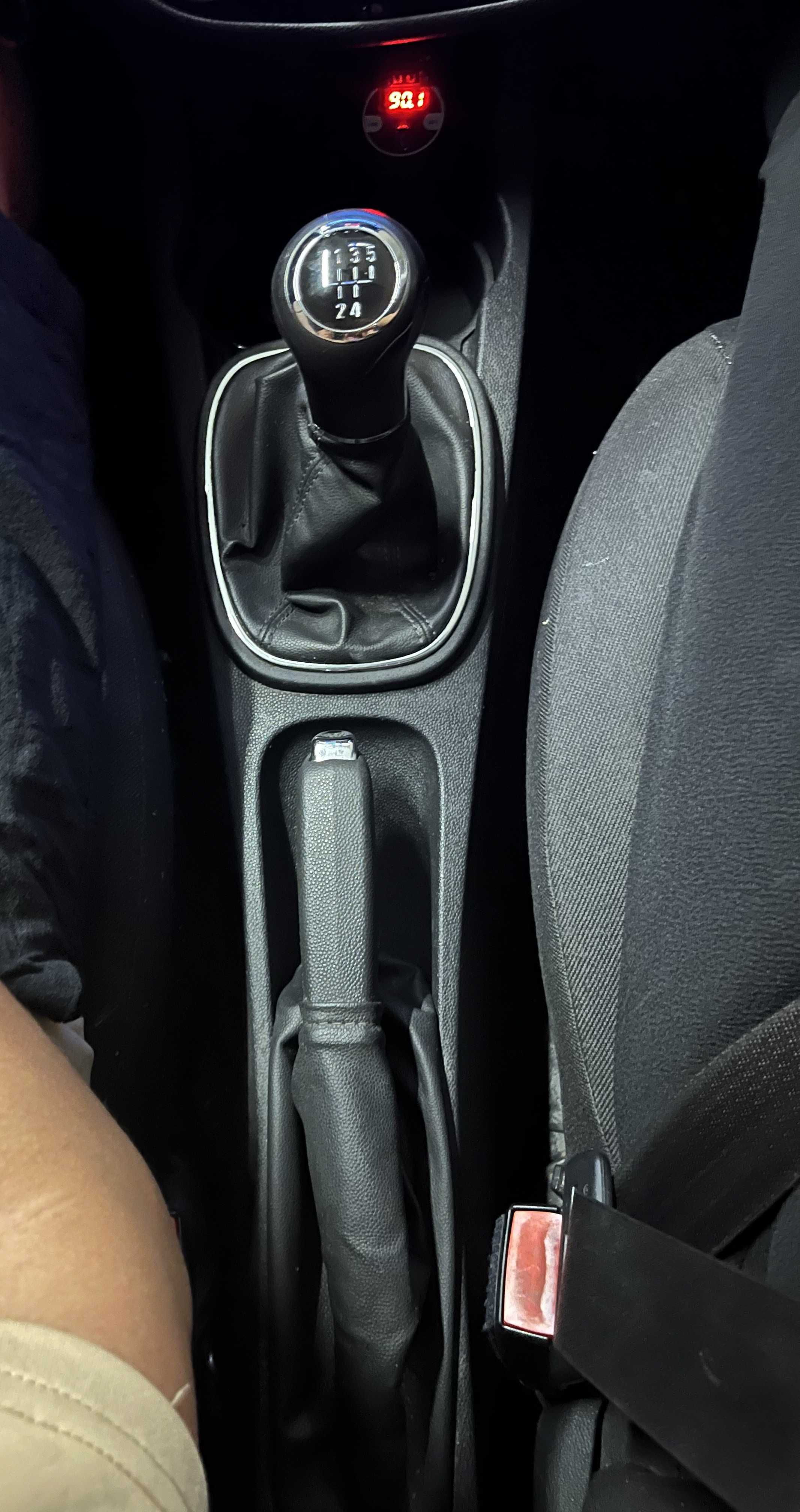Venda de Opel Corsa D 1.2 Black Edition