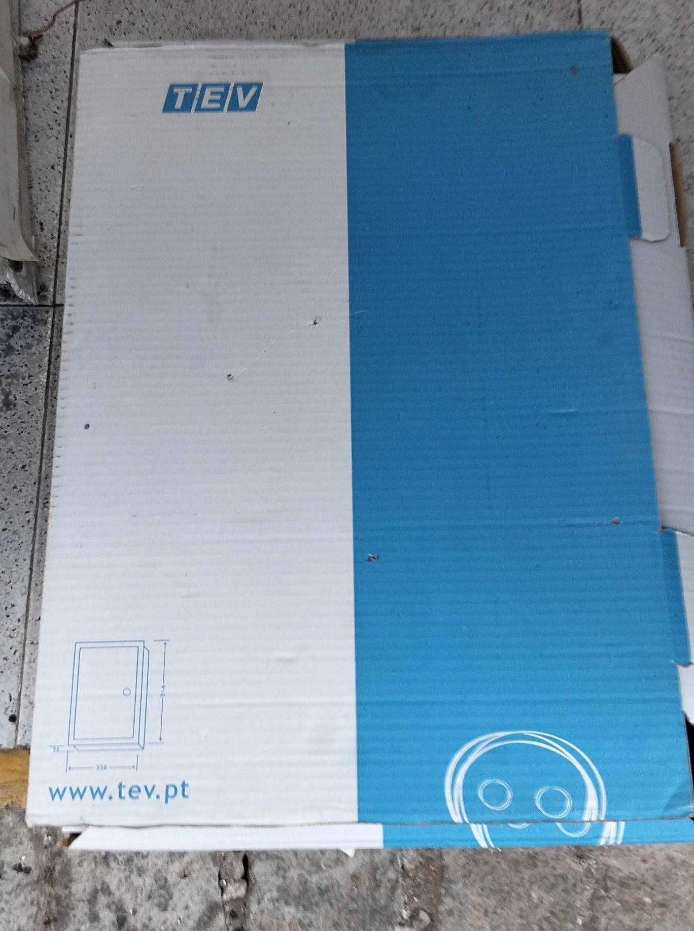 Quadro parcial de embutir