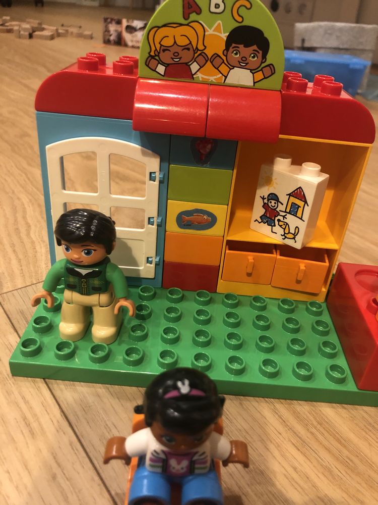 Lego duplo przedszkole 10833