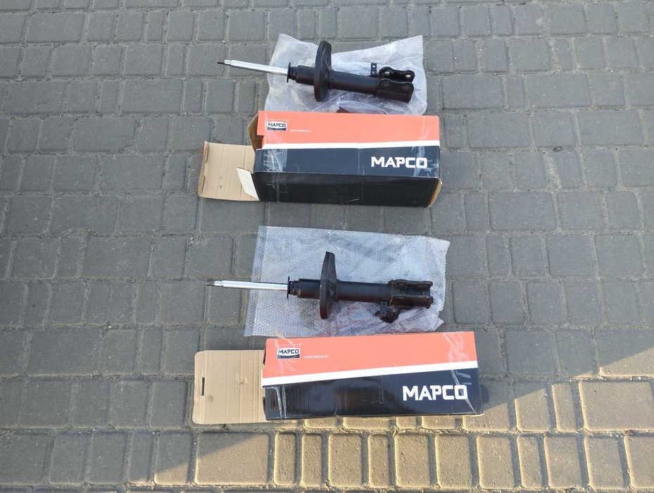 Стойки Передние амортизаторы Toyota Carina E