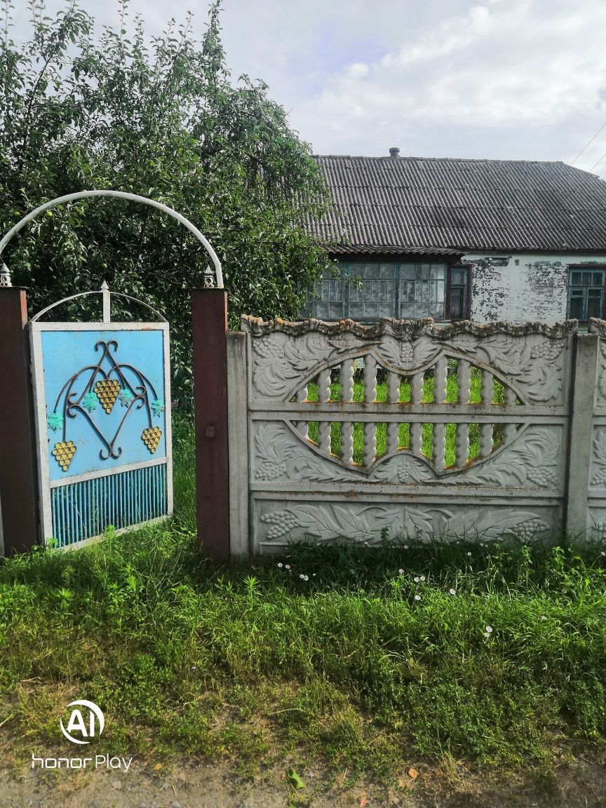 Продаж будинку 4 кімнати