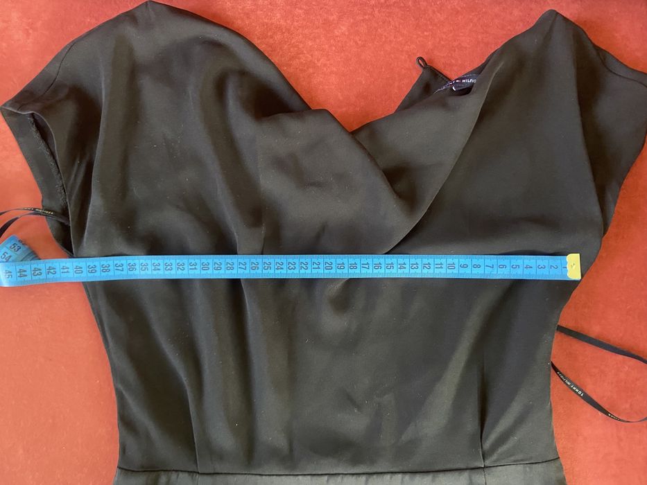 Продам оригінальну сукню tommy hilfiger