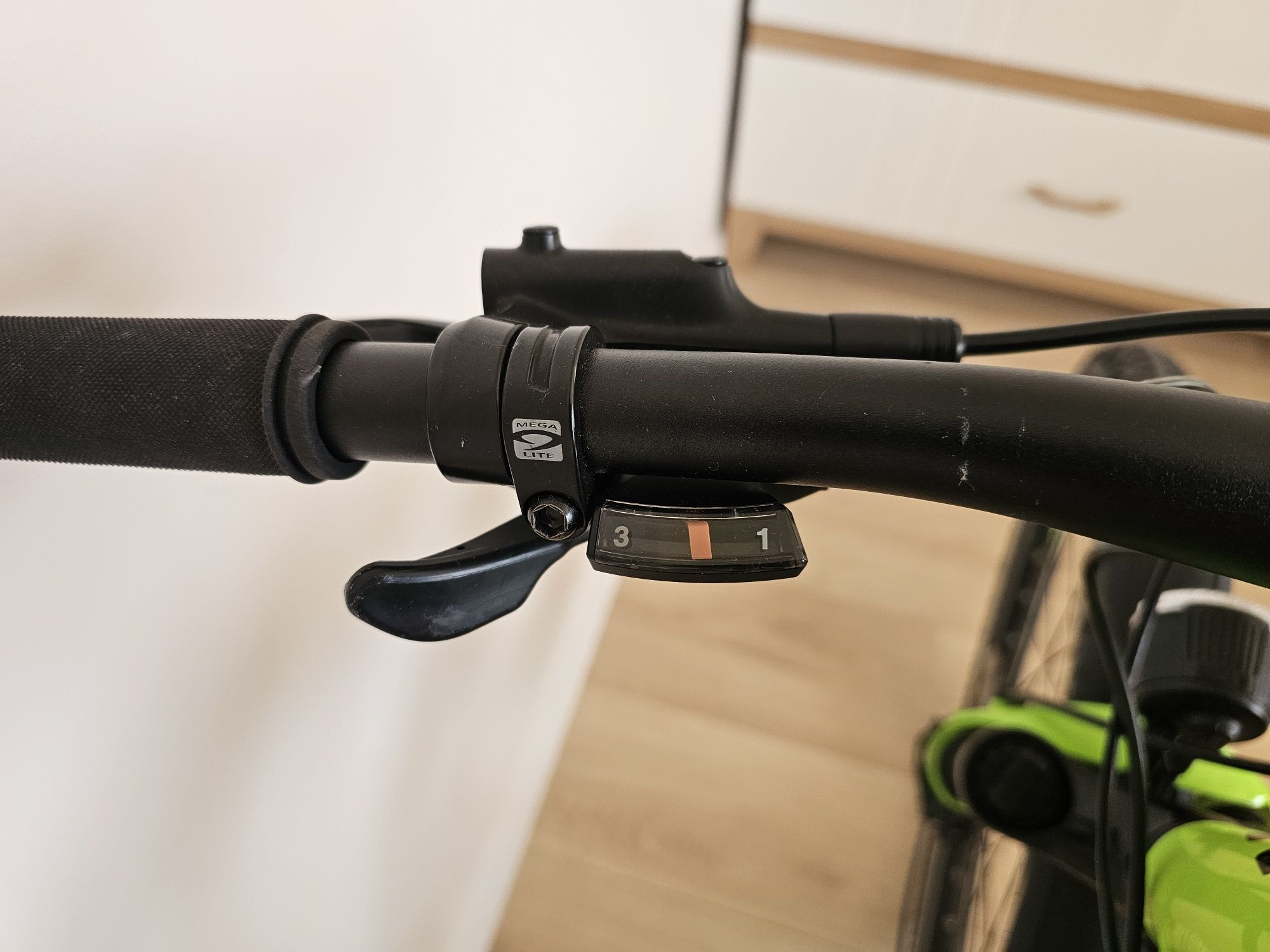 Rower CUBE AIM HPA 27,5 limonkowy