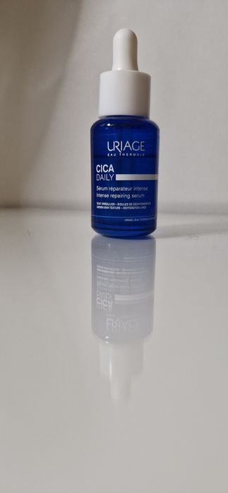 Uriage Bariéderm-CICA Daily Serum odbudowujące