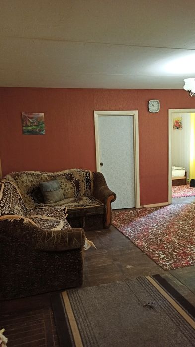 Сдам 4-х комнатную квартиру р-н Варус