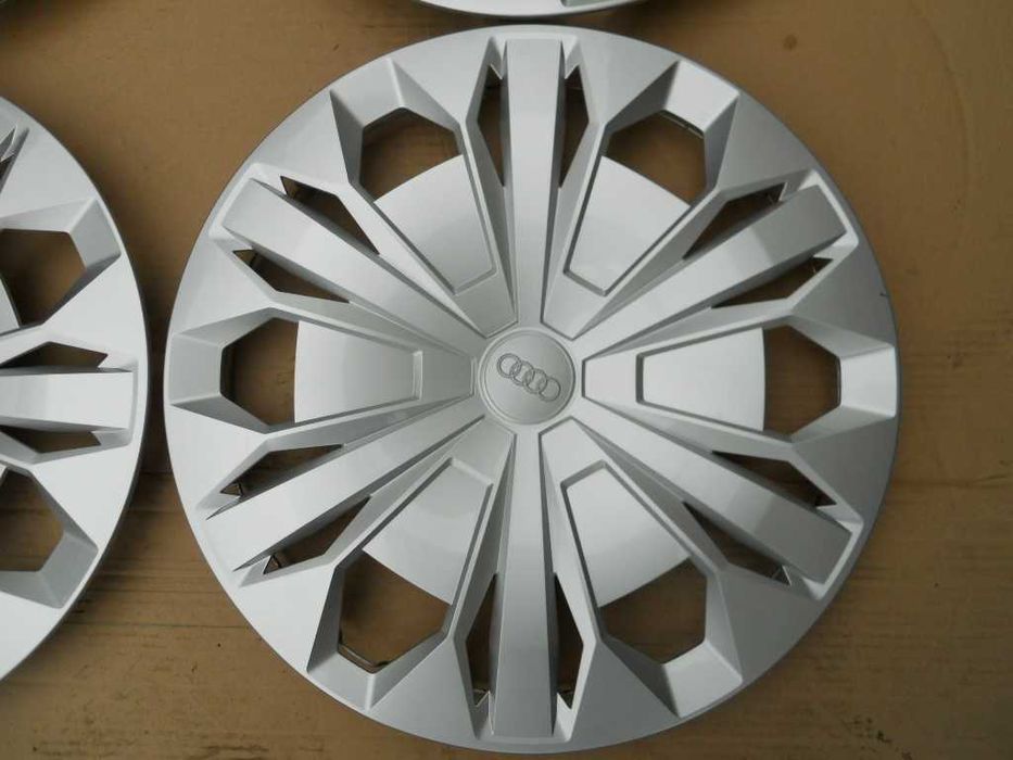 Oryginalne kołpaki, Komplet kołpaków 17 " AUDI