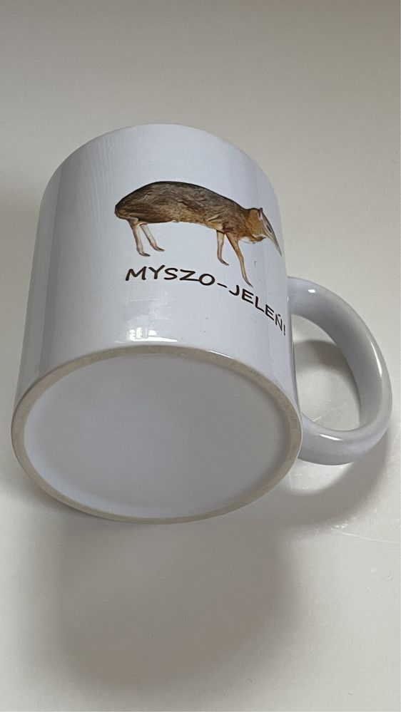 Kubek z uchwytem myszojeleń