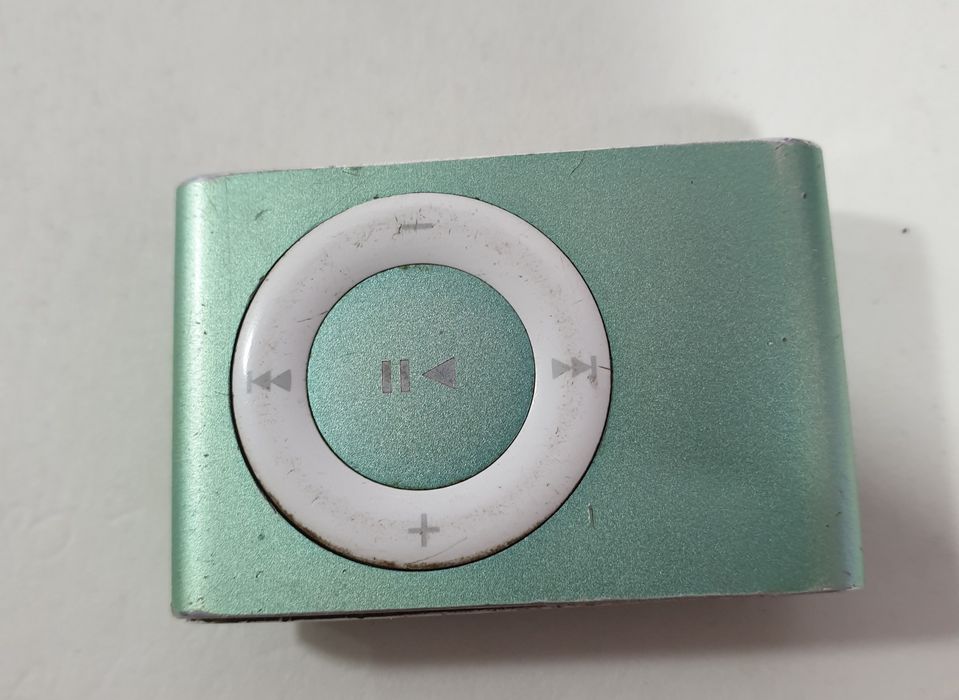 Apple iPod A1204 "2gb"