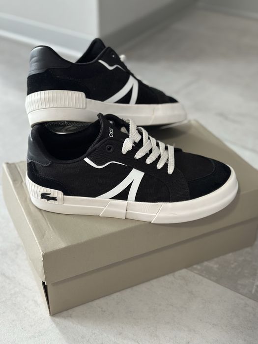 Кросівки Lacoste