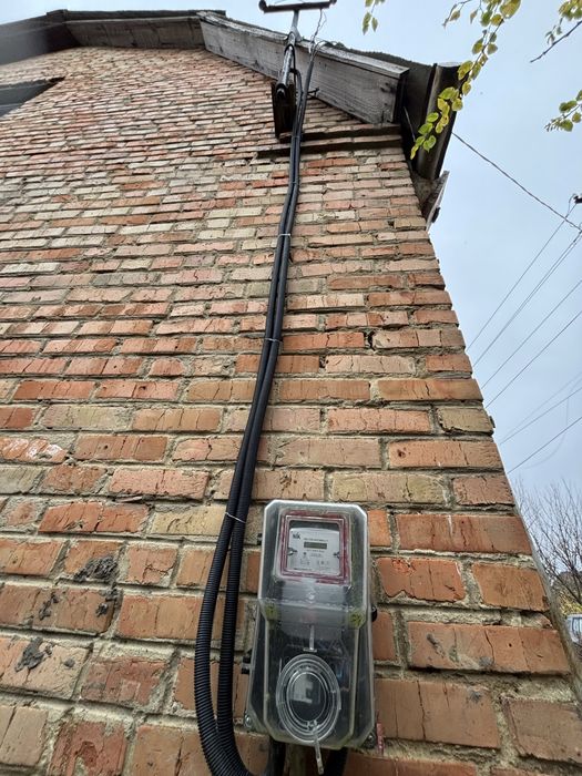 р Будинок з ділянкою 20 соток, можливість озера, укріплений фундамент