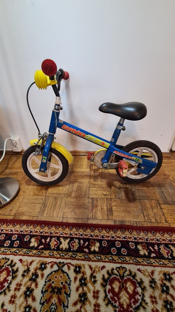 Mały rowerek dziecięcy