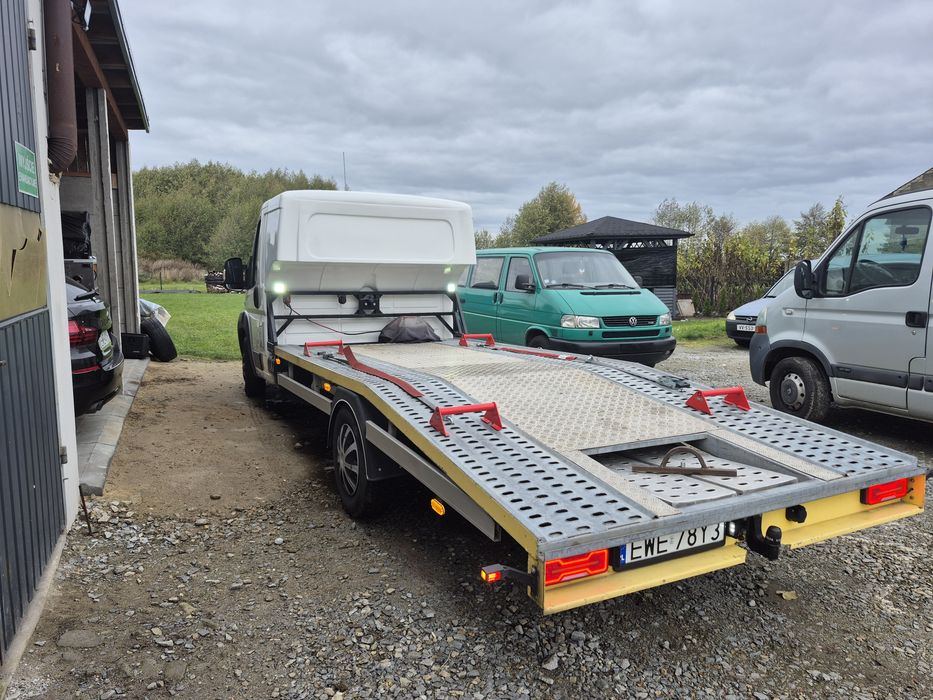 Pomoc Drogowa Transport Autolaweta Holowanie Laweta