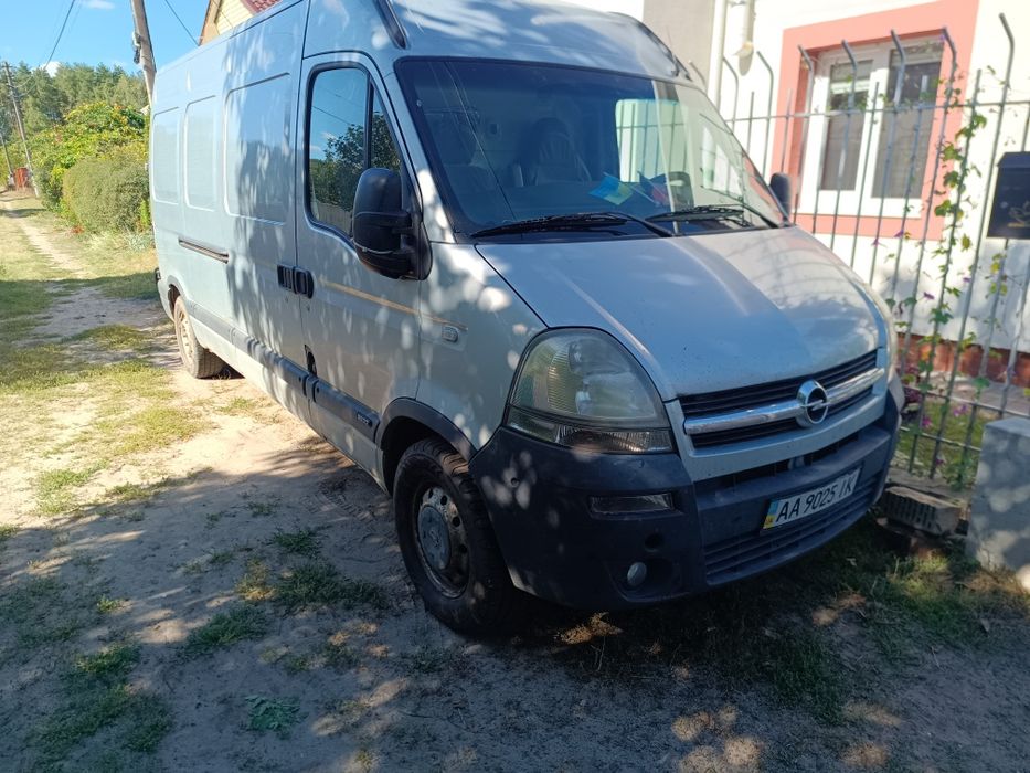 Автомобіль  Opel Movano