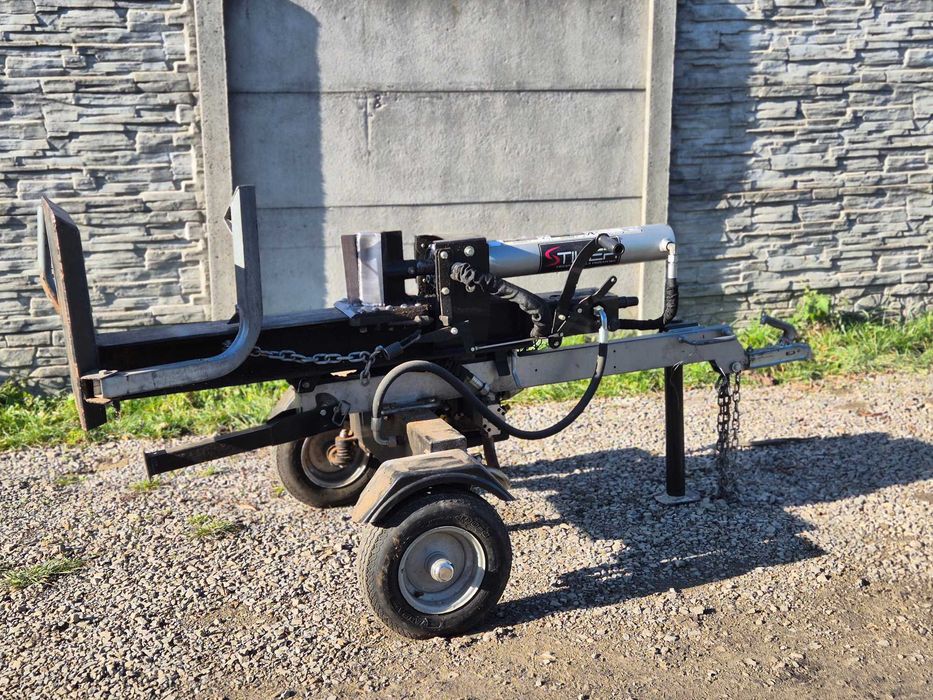 Do wypożyczenia łuparka do drewna, przyczepki, laweta