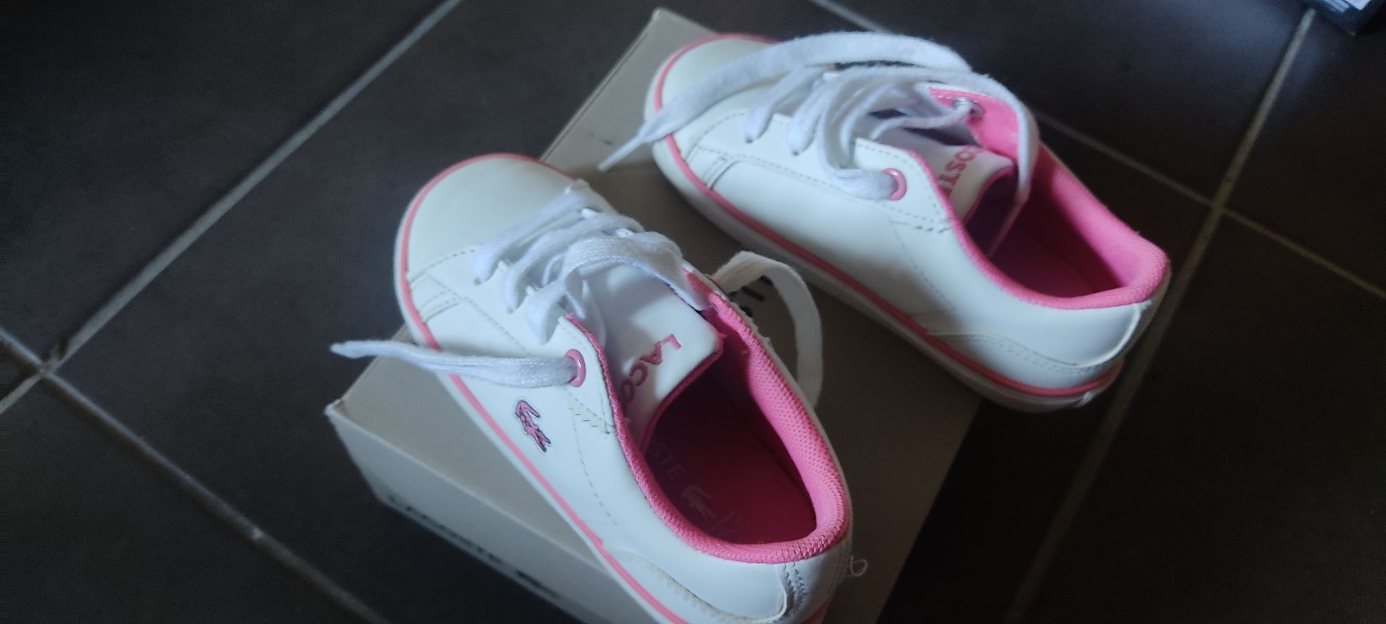 Sapatilhas Lacoste menina tamanho 23