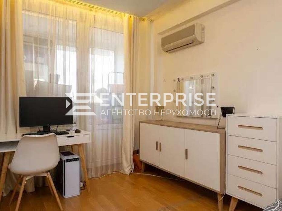 Продаж 3к квартири, Печерськ, бульвар Л.Українки