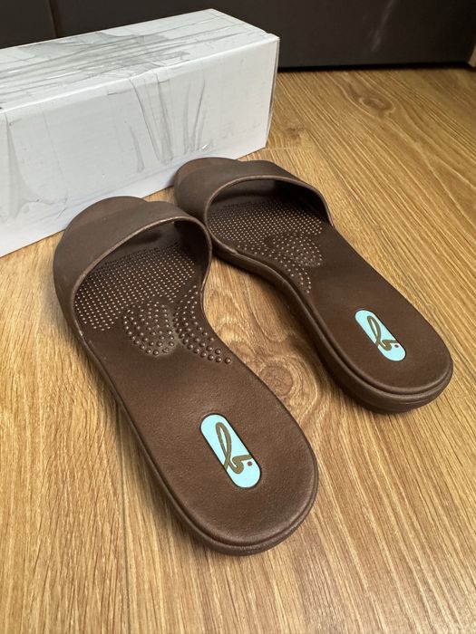 Гумові шльопанці 37 розмір