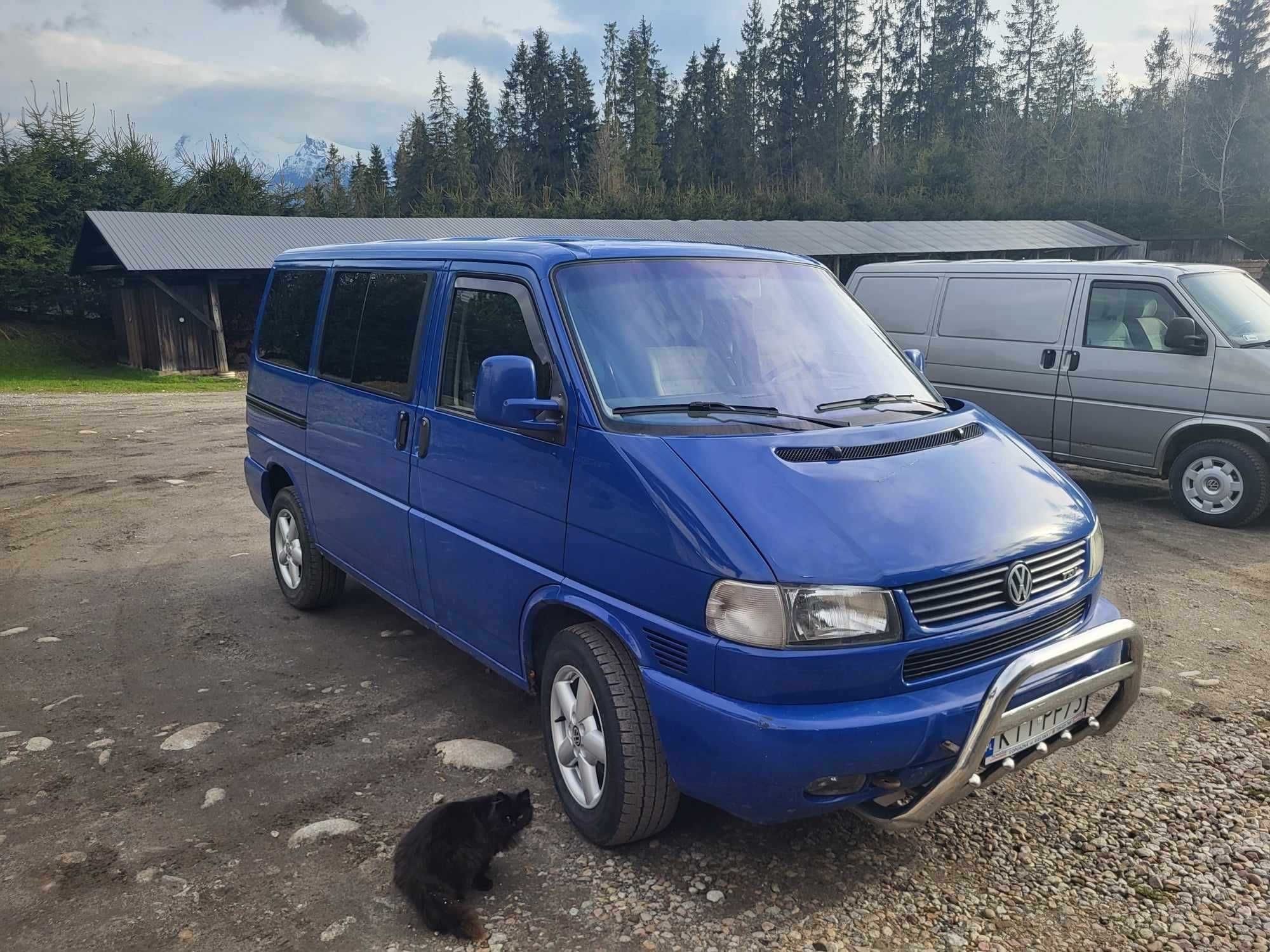 Volkswagen T4 Caravelle 8 os 2.5 TDi Syncro 4x4 AXL z blokadą