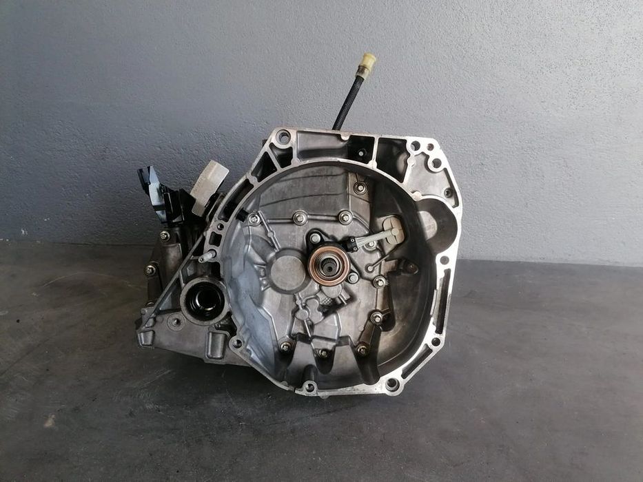 Caixa de Vel Renault Clio IV 0.9Tce 2017 JR5357 em Stock