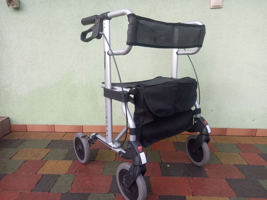 Роллатори,роллери,ходунки алюмінієві з Німеччини