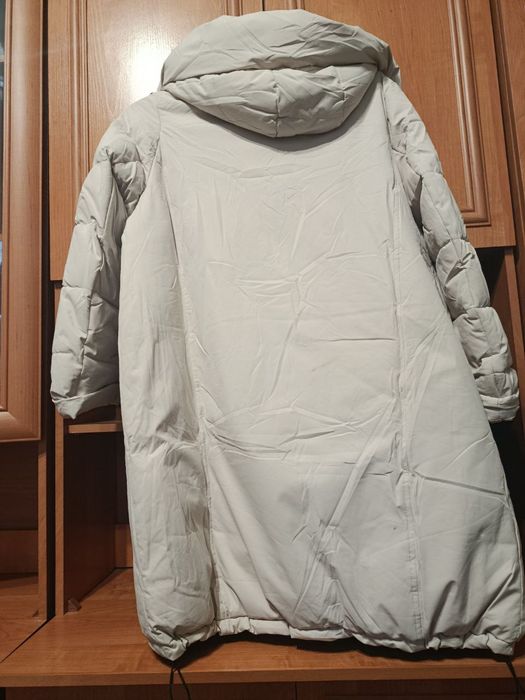 Продам курточку зимню