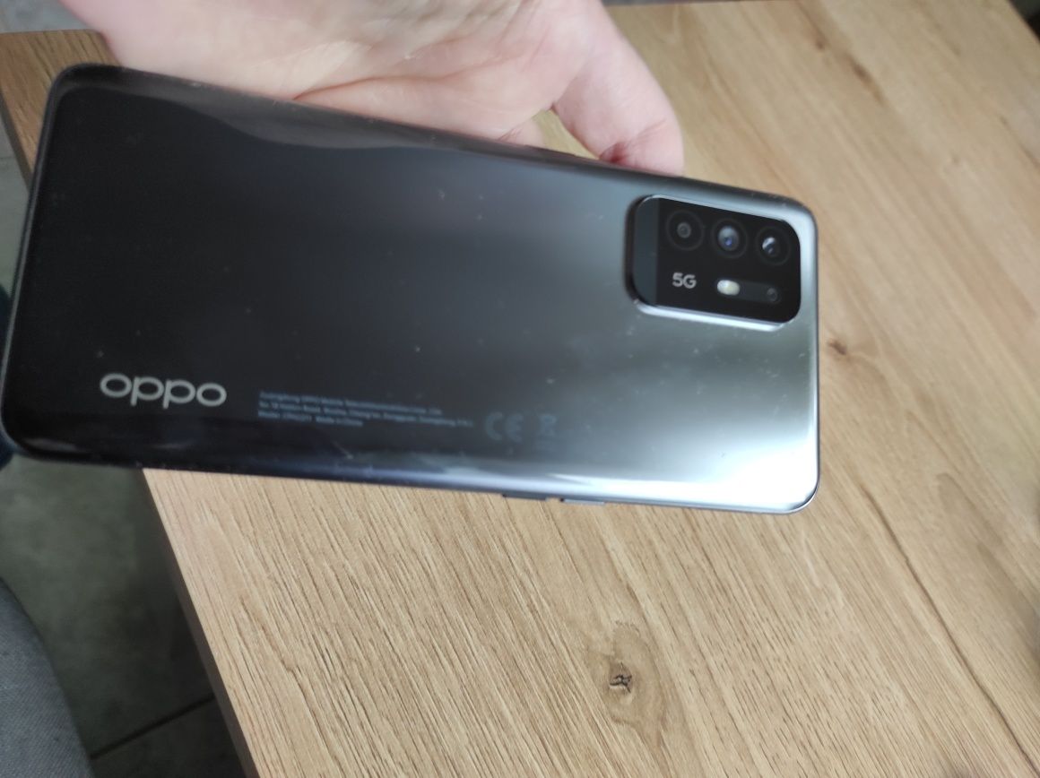 OPPO Reno 5Z 5g telefon nie rezerwuje