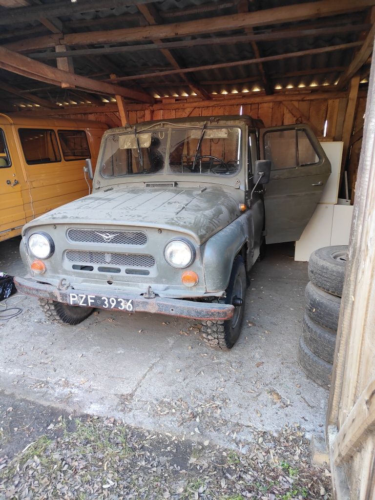 UAZ 469B plus części Piękny! Jeden właściciel! Zobacz!