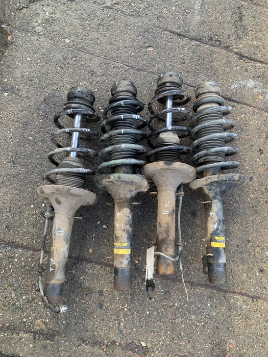 Передні стойки  Гольф4 Октавія тур  Толедо  Golf 4 Octavia 1.9 tdi