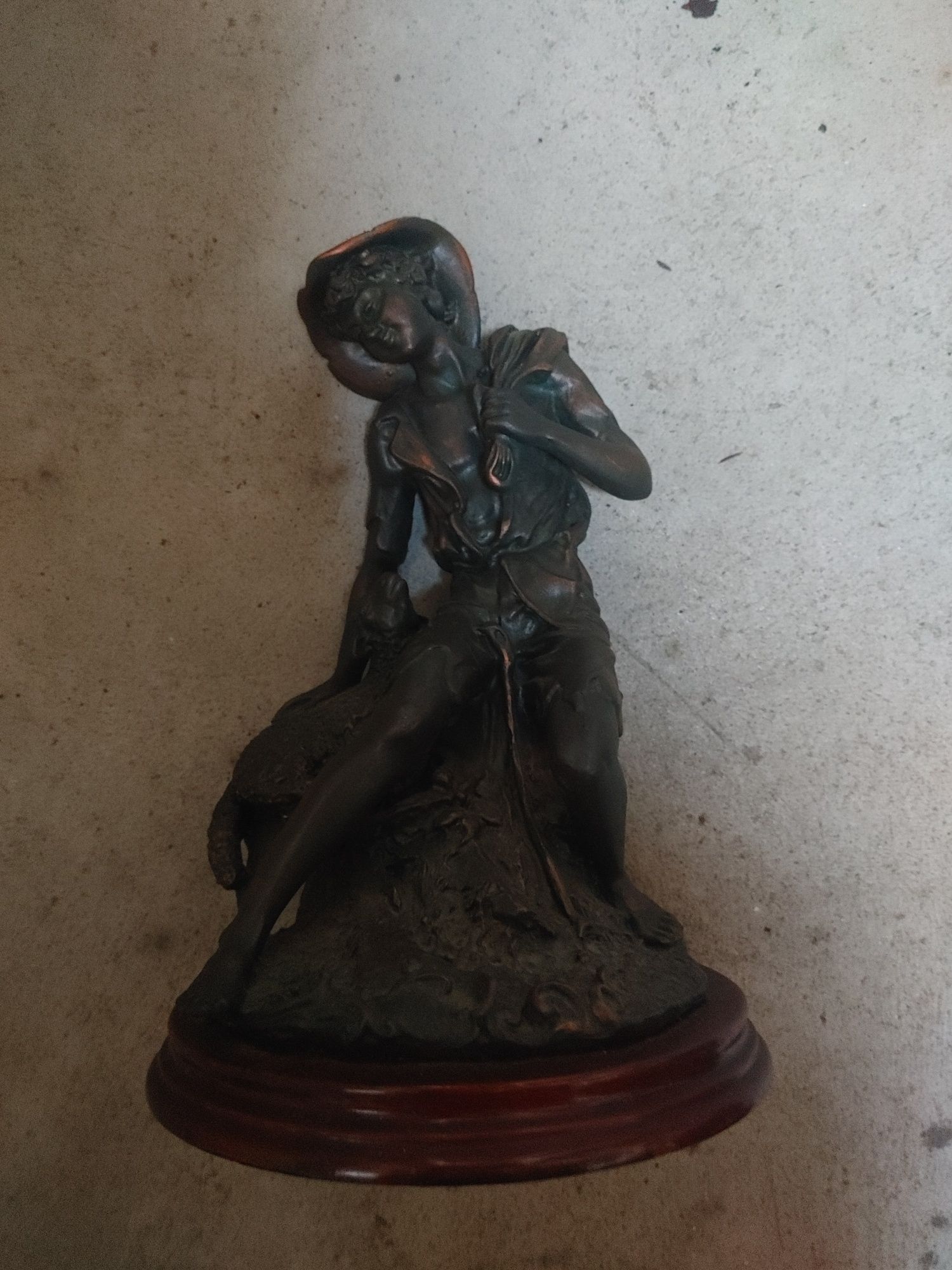 Estatueta em bronze