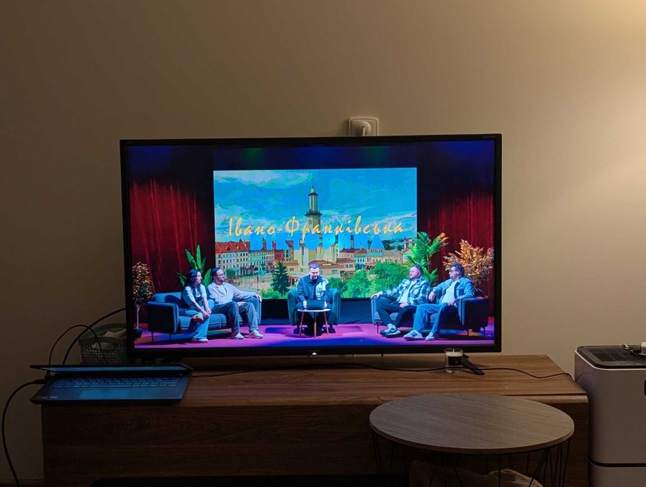 Продається телевізор