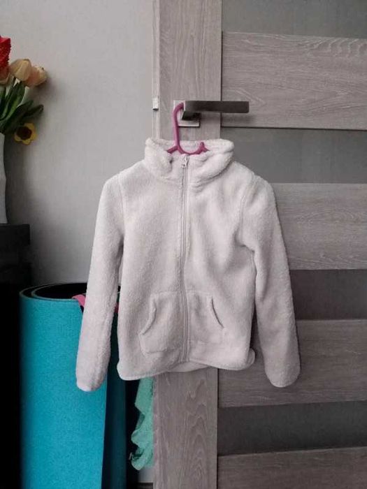 Bluza rozpinana rozmiar 110/116