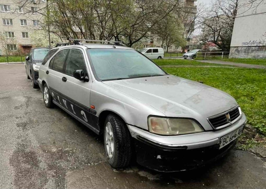 Honda  Civic  Aerodeck   1999