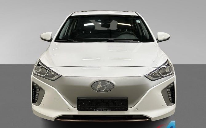 Hyundai ioniq 28квт 2017p з Норвегії без ДТП