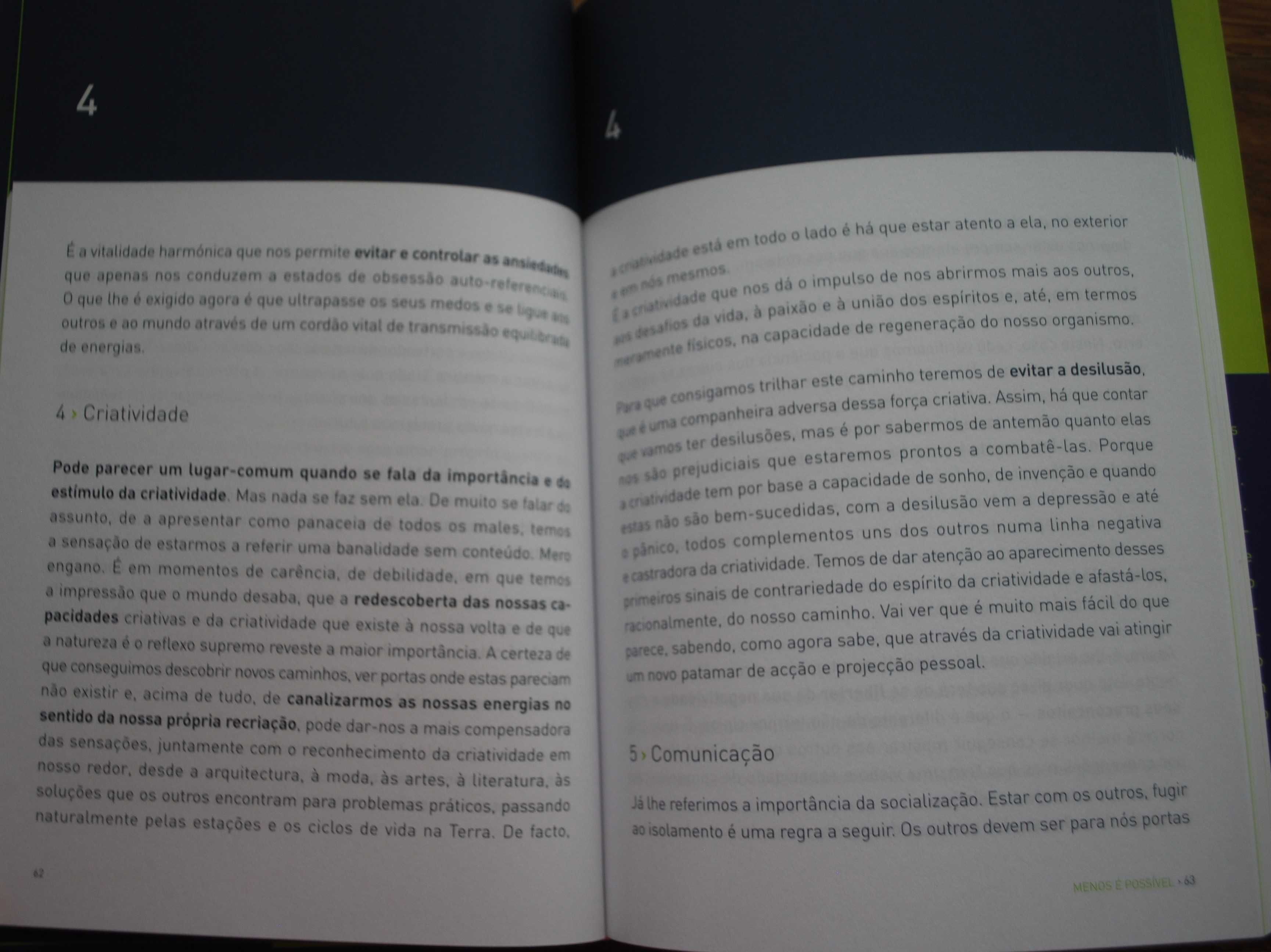 Menos É Possível de Vera Matos e Luís Andrade