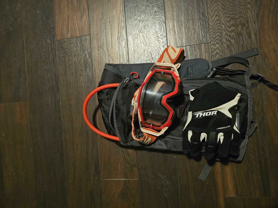 Plecak z bukłakiem + Gogle 100% + rękawiczki thor M