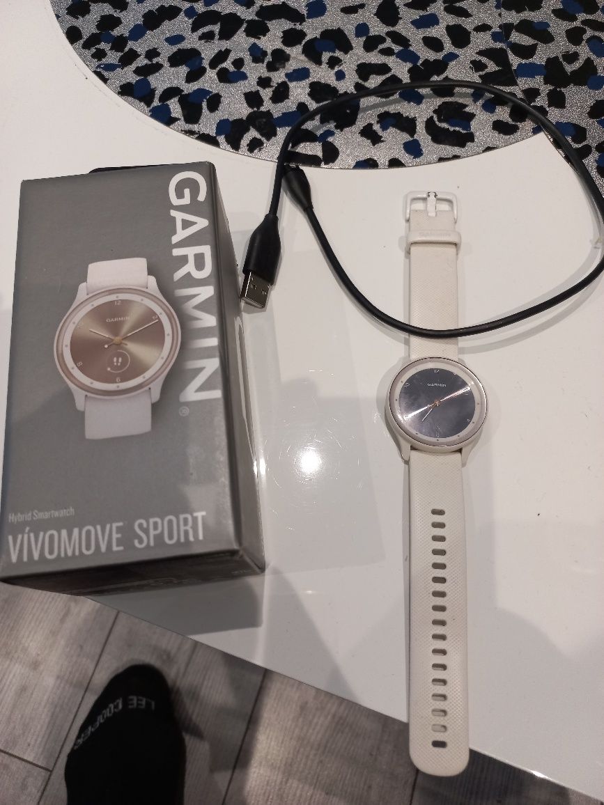 zegarek smartwatch  garmin vivomove sport biały