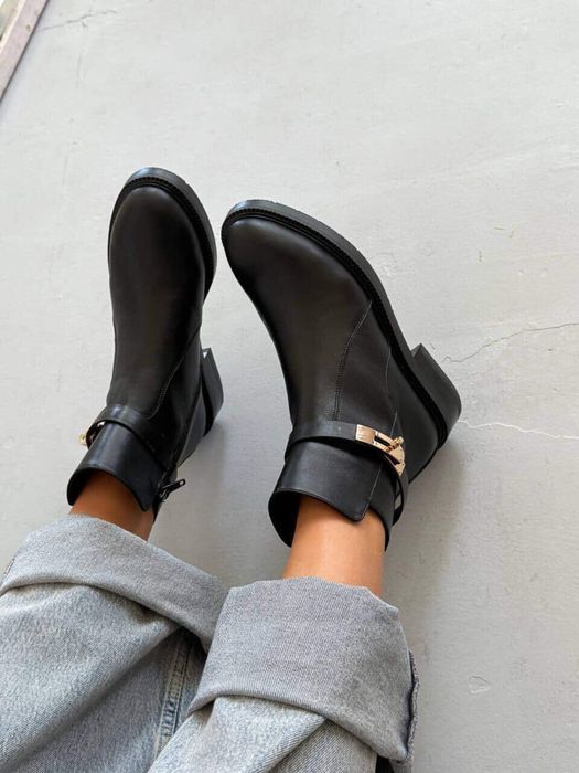 Продам нові черевики