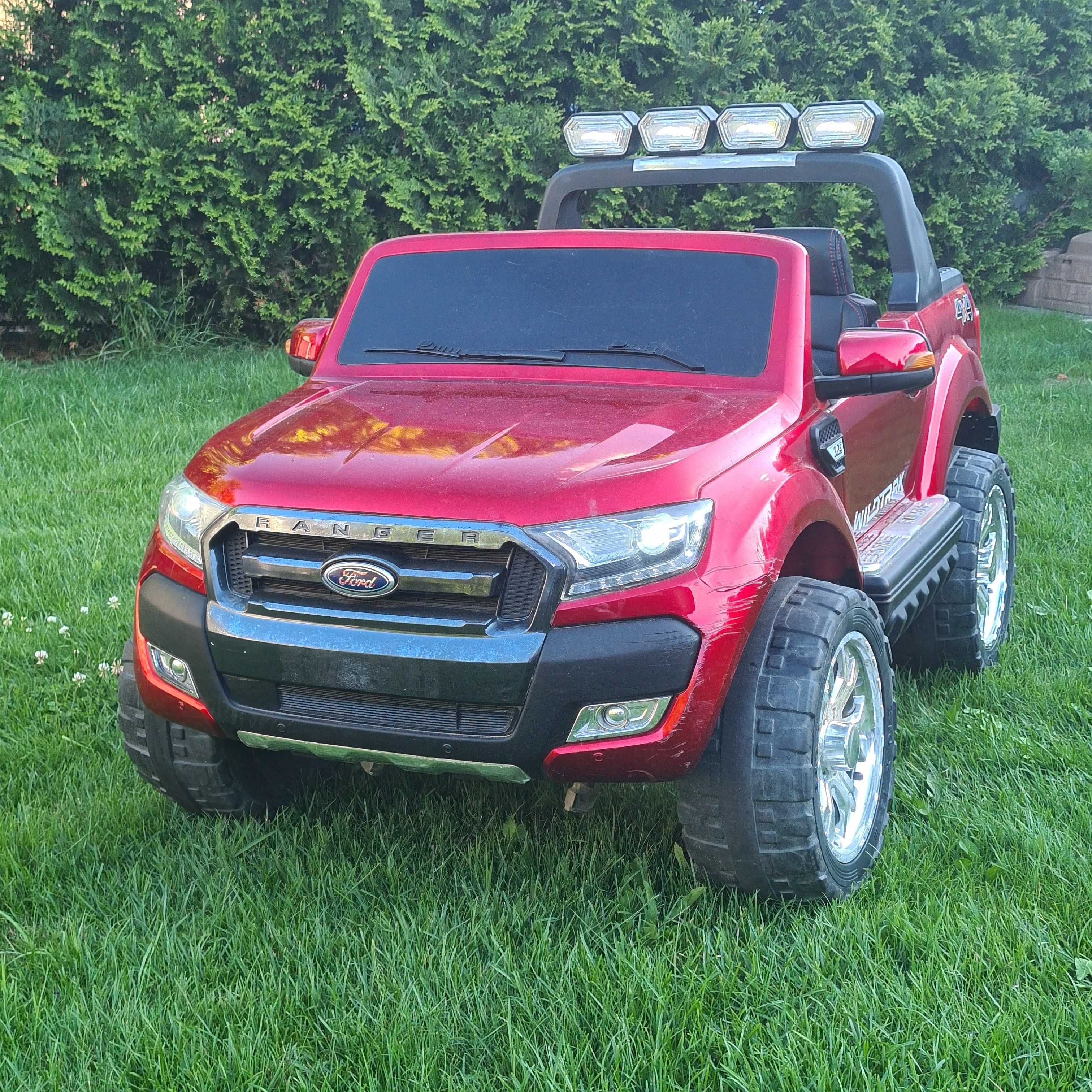 Auto na akumulator dla dzieci FORD RANGER 4X4 czerwony