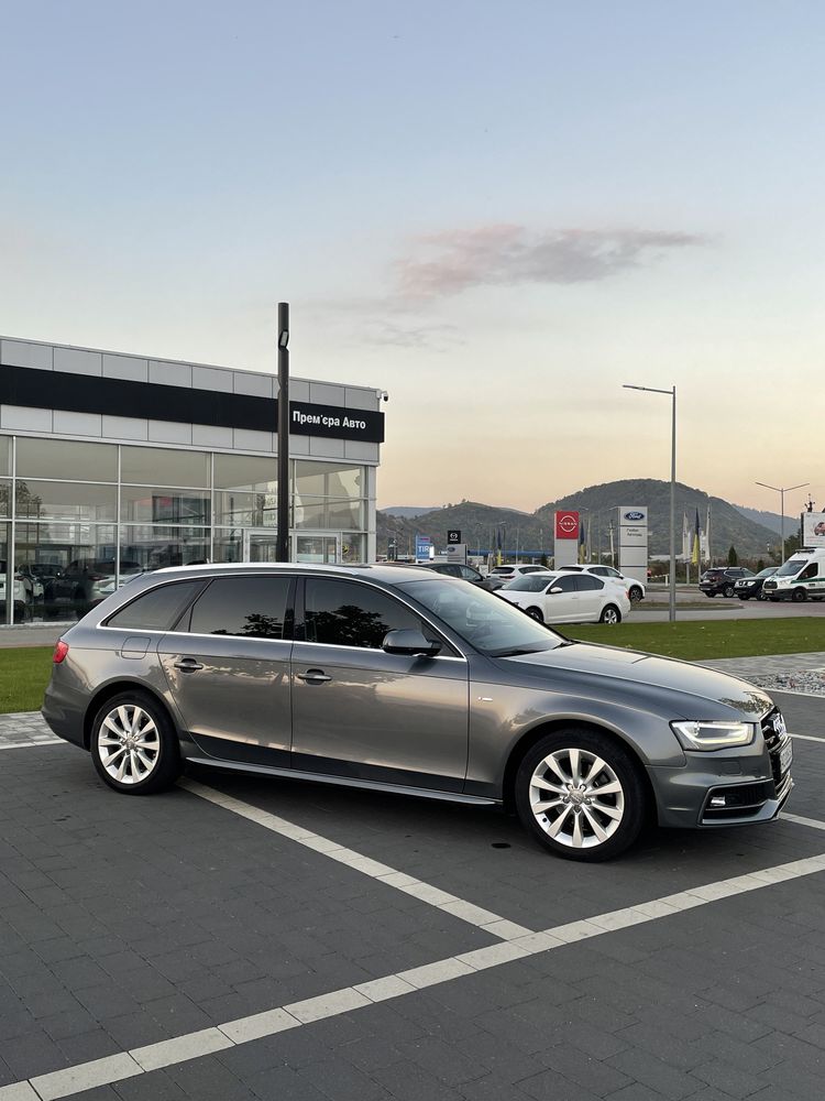 Продам Audi A4 b8