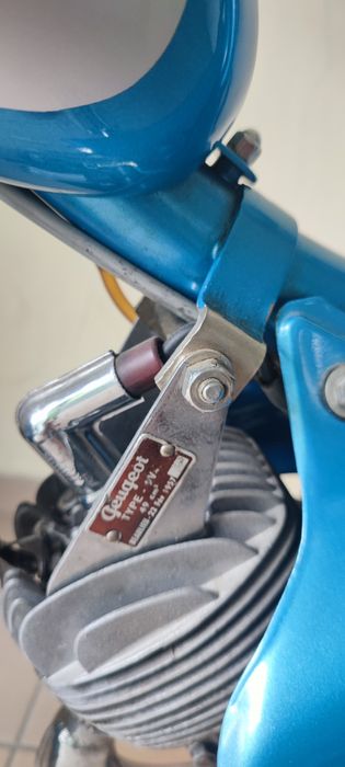 Vendo mobilete de 1957