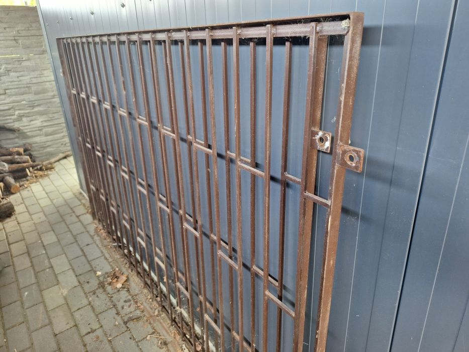 Metalowe  kraty okienne